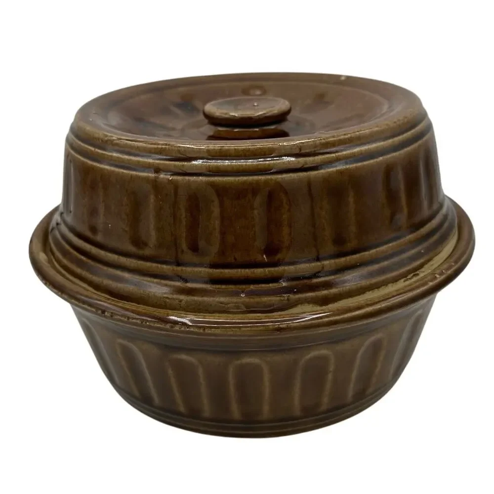 Vintage USA Stoneware Lidded Dish 2 Qt Oven Proof Marked USA Possibly McCoy
